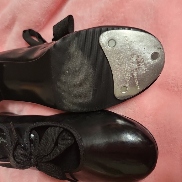 Tap.shoes sz 3 ABT Spotlights in great preloved condition - Picture 4 of 5